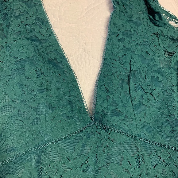 Tobi Bridesmaid Dress - Picture 4 of 4